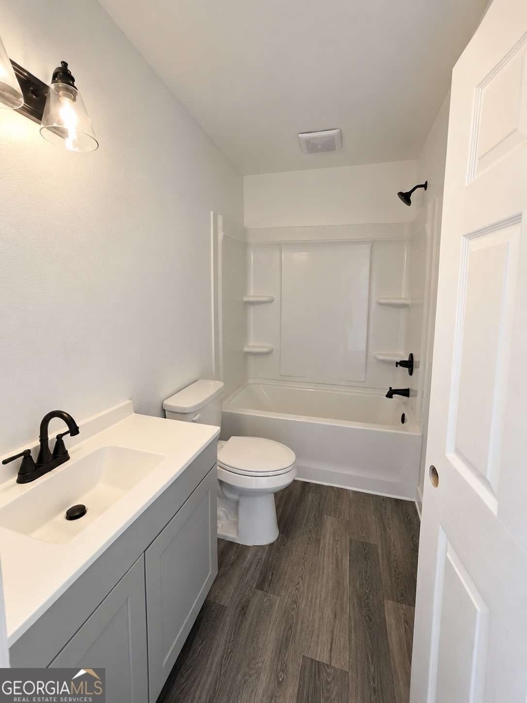 18 Aubrey Street - Photo 4
