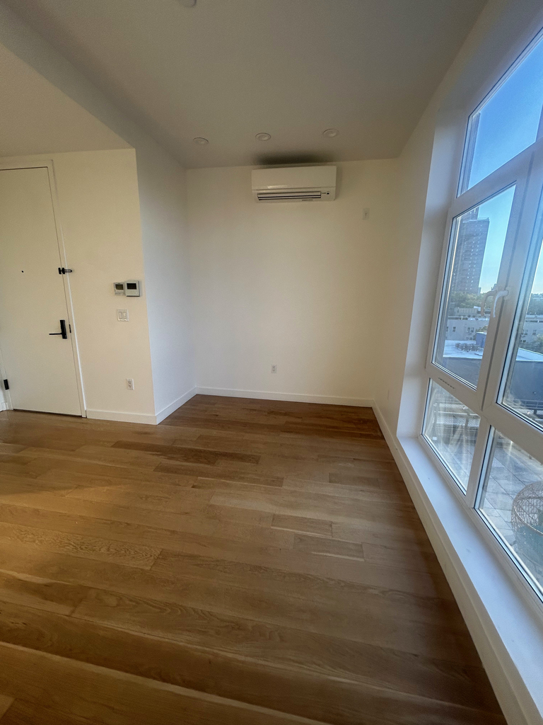 1875 Atlantic Avenue - Photo 2