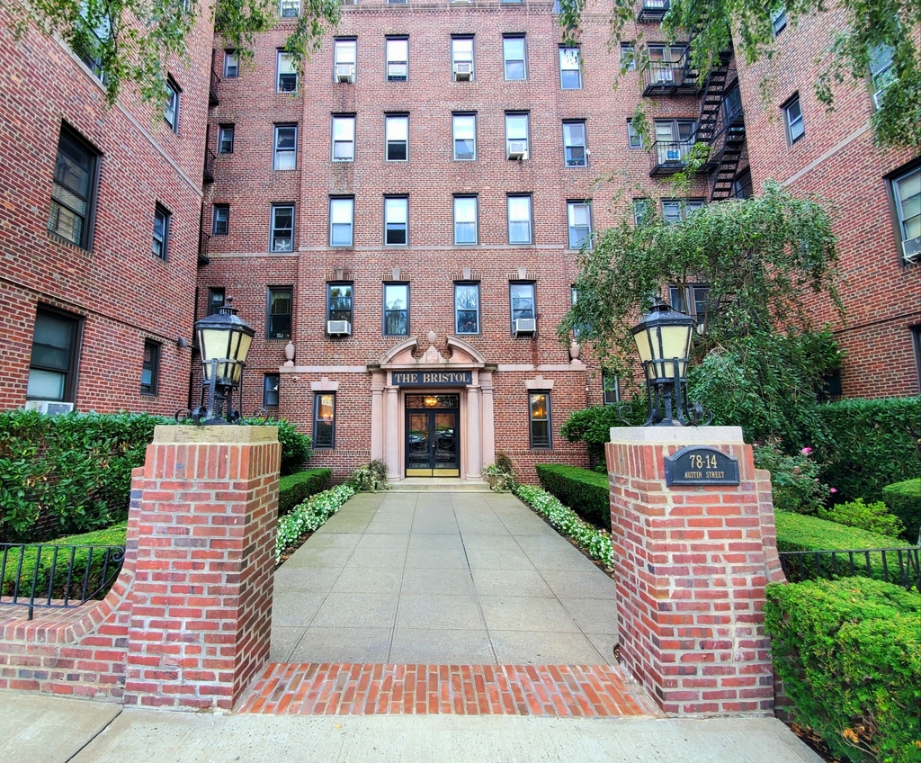 78-14 Austin Street - Photo 0