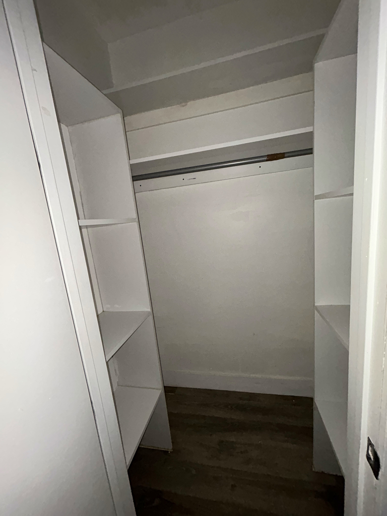 726 Dekalb Avenue - Photo 2