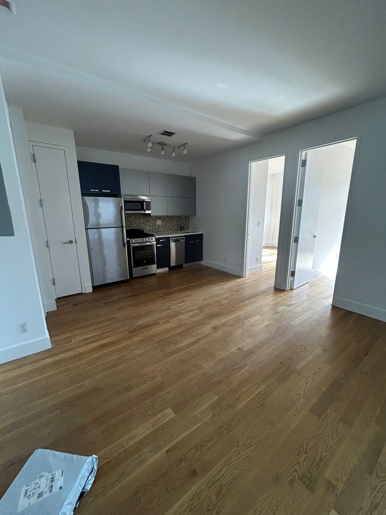 152 South 4th Street - Photo 4