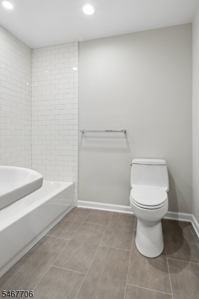 166 Maplewood Ave - Photo 10
