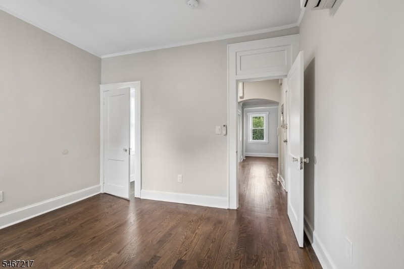 166 Maplewood Ave - Photo 13