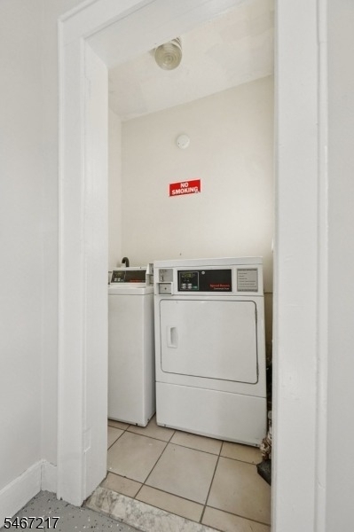 166 Maplewood Ave - Photo 12