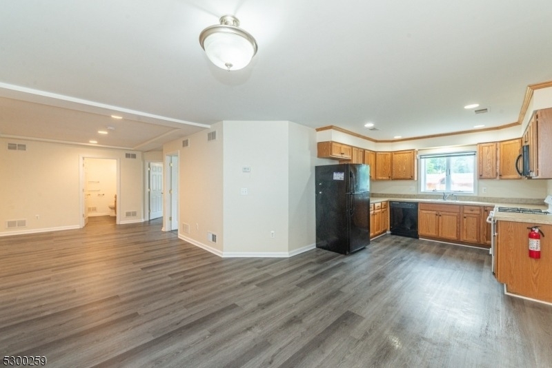 21 Walsh Rd - Photo 1