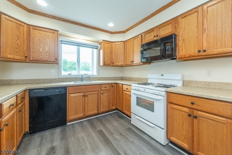 21 Walsh Rd - Photo 20