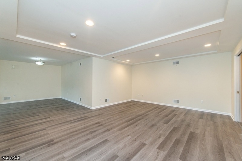 21 Walsh Rd - Photo 13