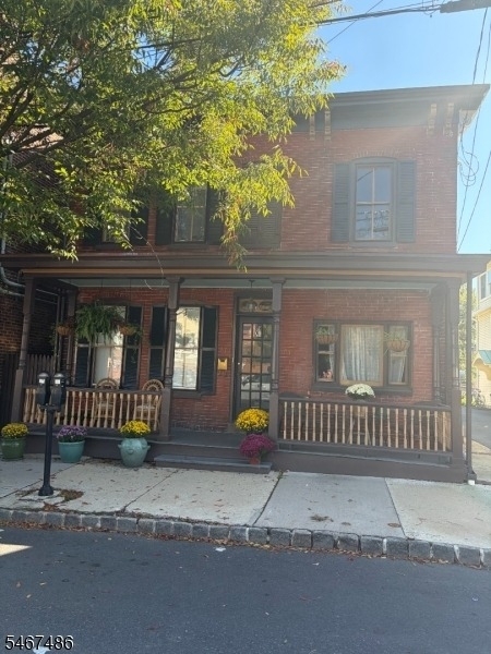 65 Coryell St - Photo 1