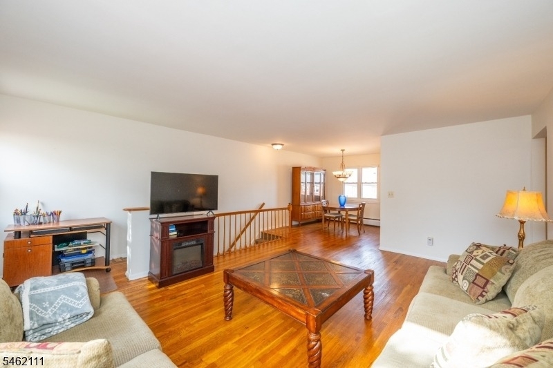 79 Roseland Ave - Photo 6