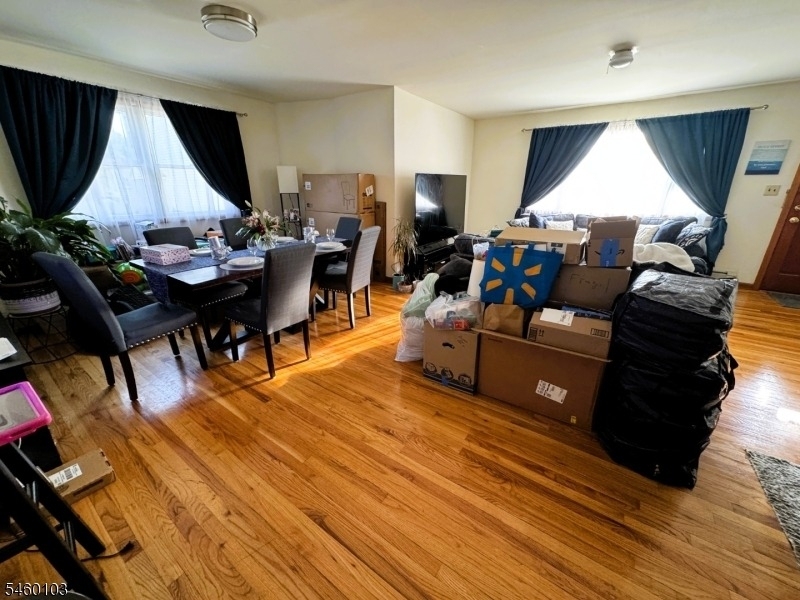 710 W Camplain Rd - Photo 1