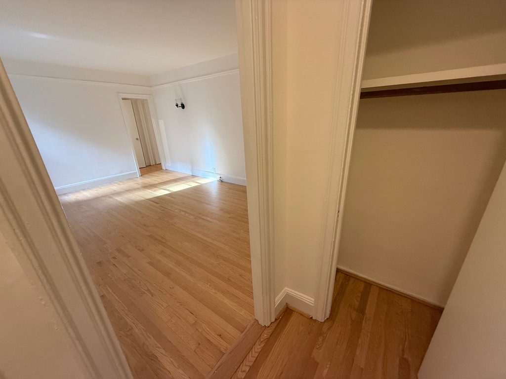 146 West 79th Street - Photo 3