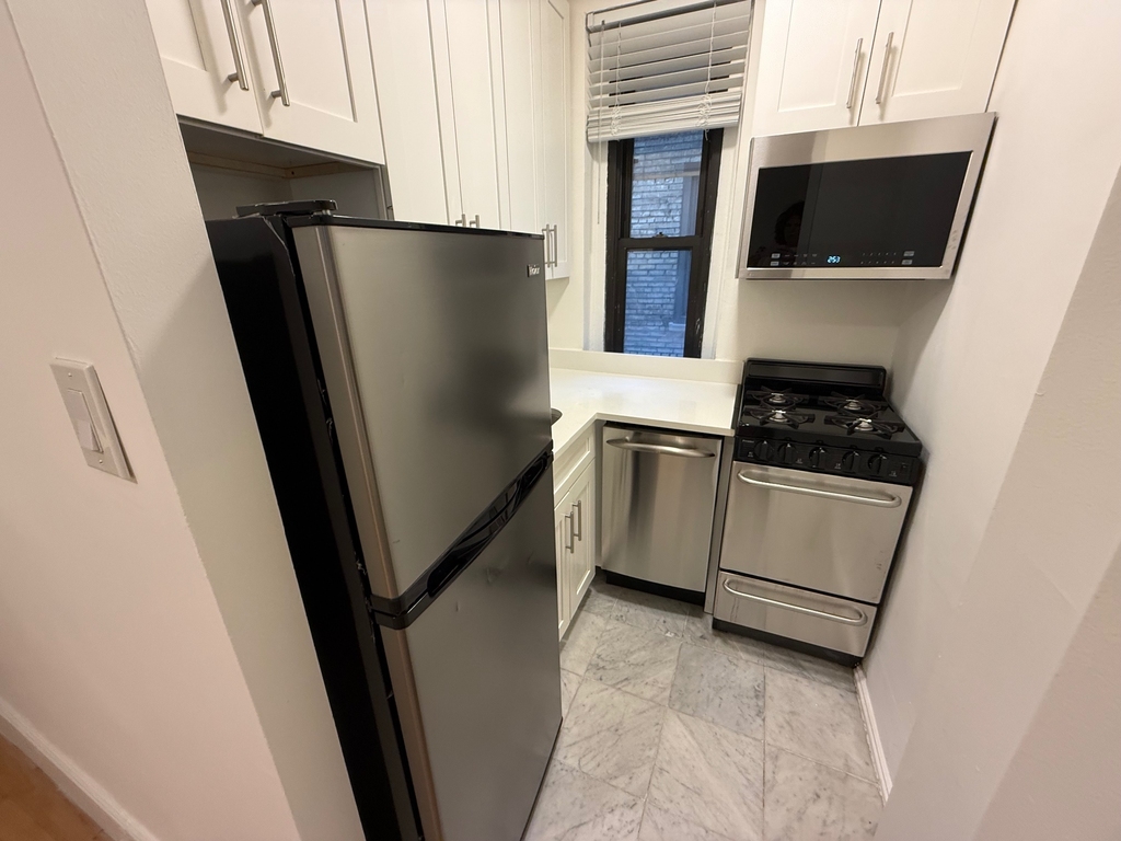 146 West 79th Street - Photo 2