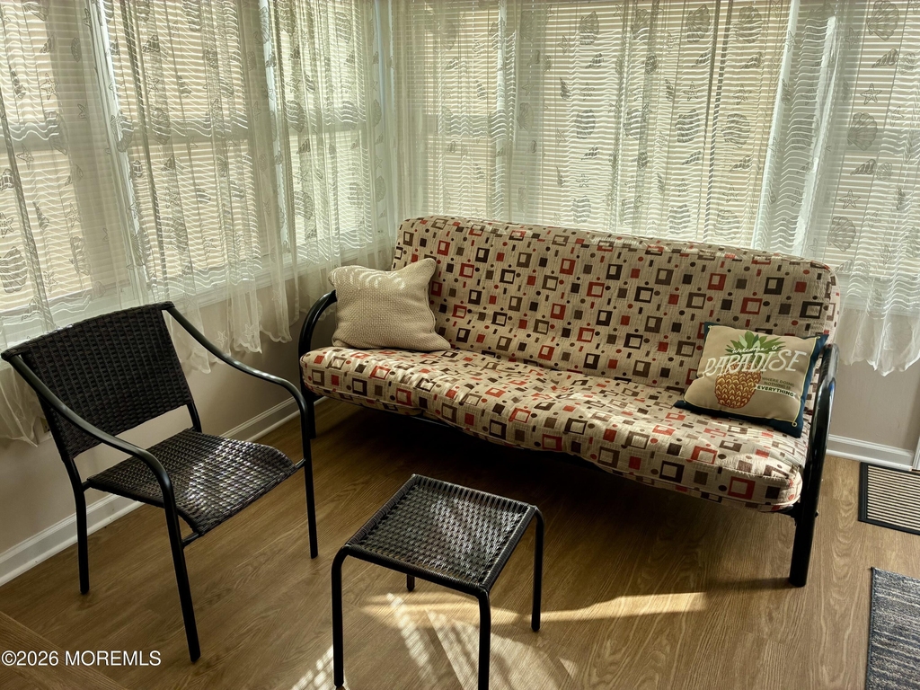 3456 Jefferson Avenue - Photo 5