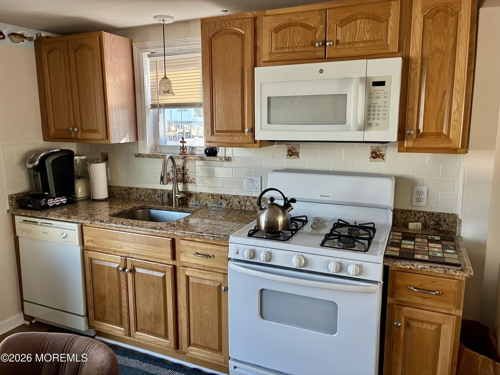 3456 Jefferson Avenue - Photo 1
