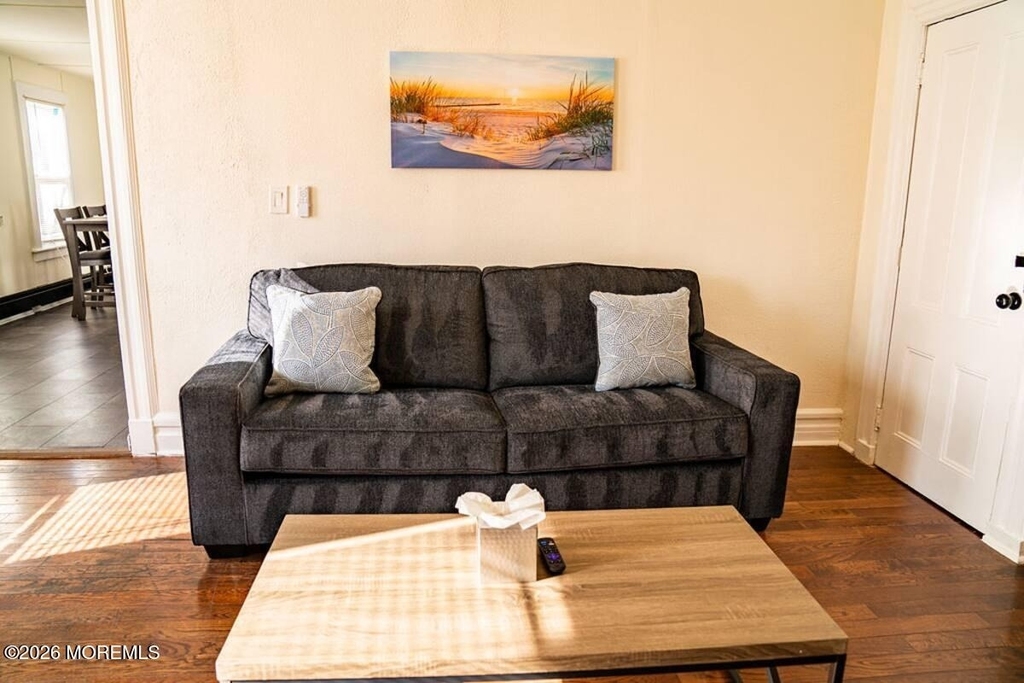 287 Westwood Avenue - Photo 4