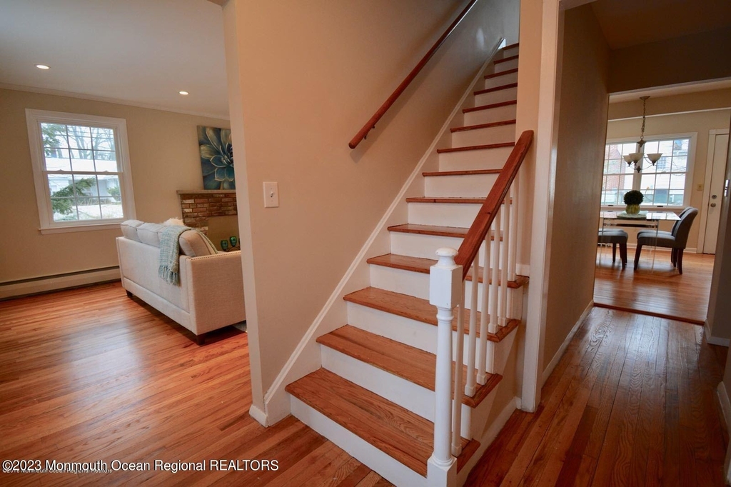 198 Elmwood Road - Photo 9