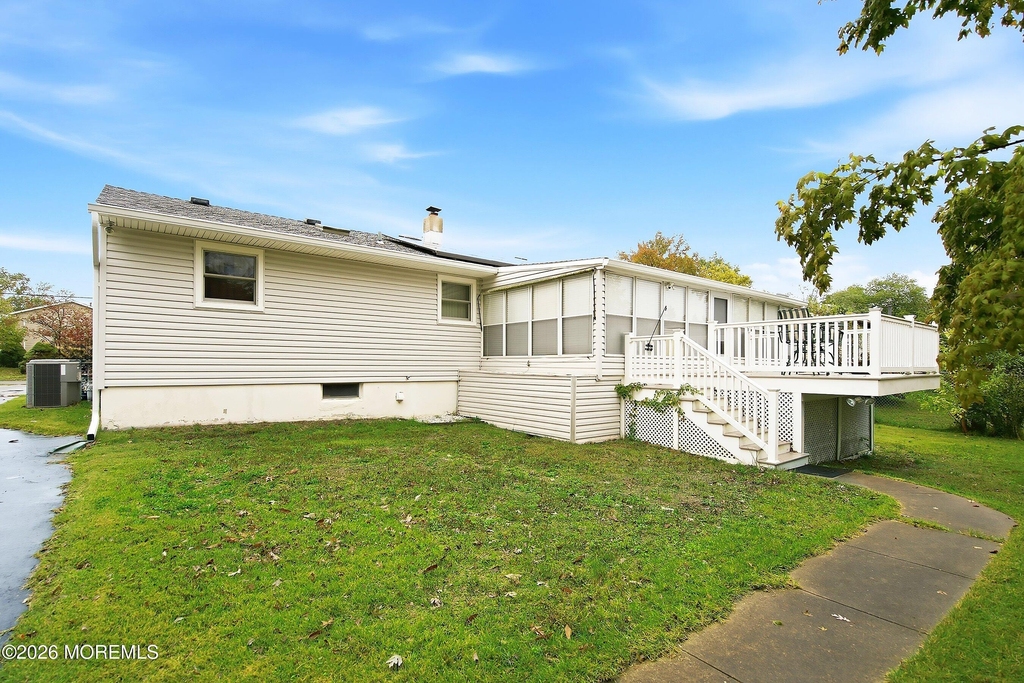 1055 Dove Street - Photo 20
