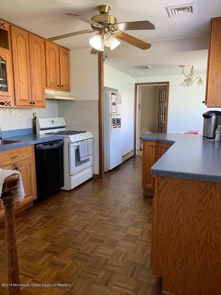 304 Cummings Avenue - Photo 1