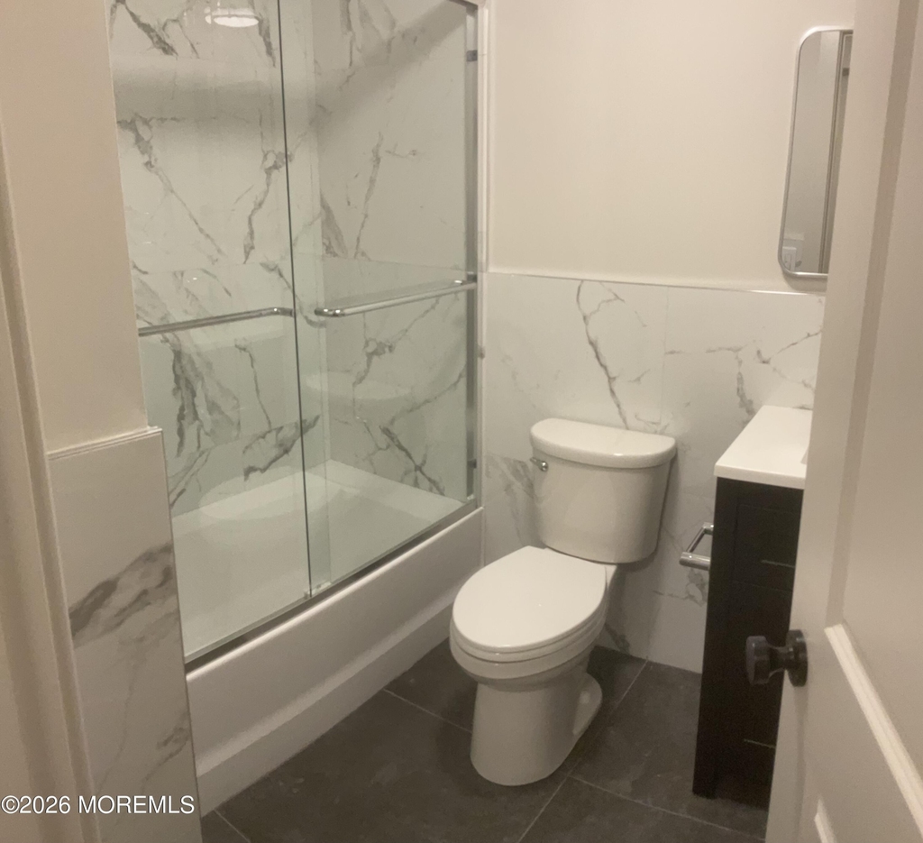 1376 Alvarado Avenue - Photo 0