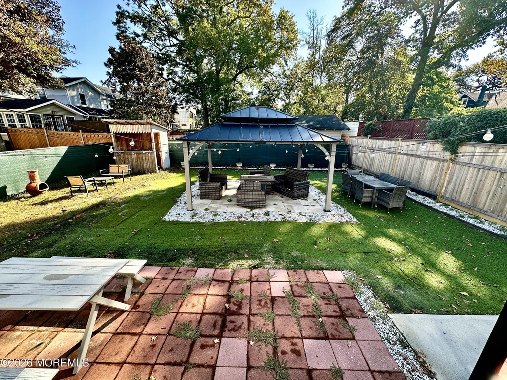 1308 Bridge Street - Photo 16