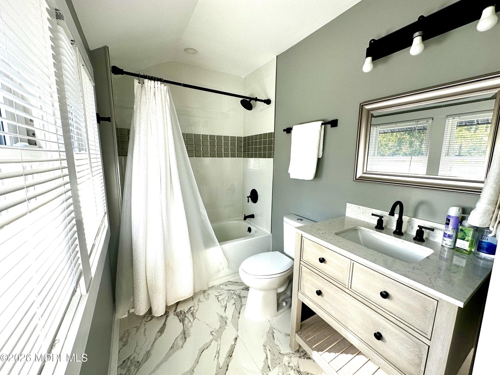 1308 Bridge Street - Photo 14