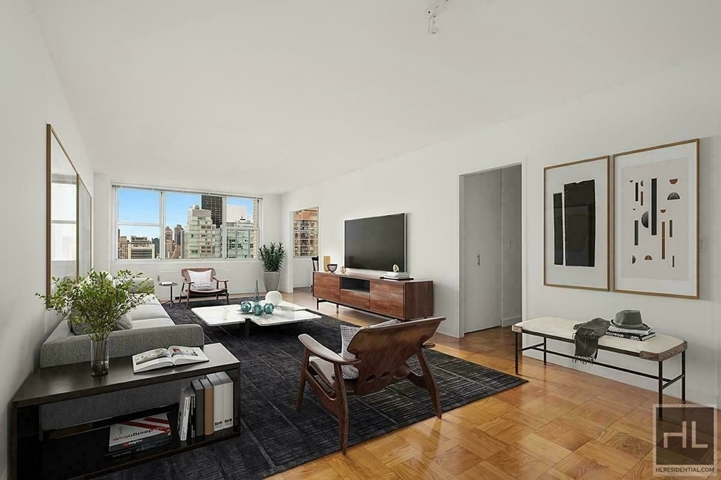 East 56th Street - Photo 0