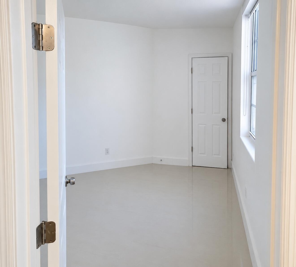 19380 Collins Avenue - Photo 12