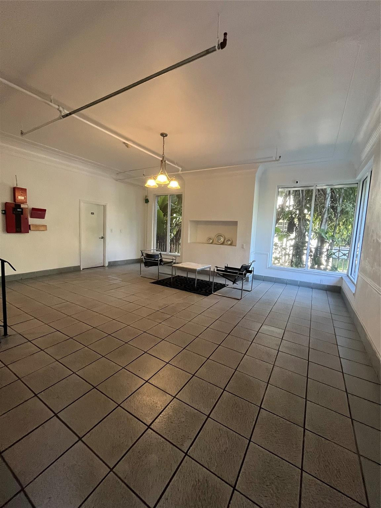 820 Euclid Avenue - Photo 2