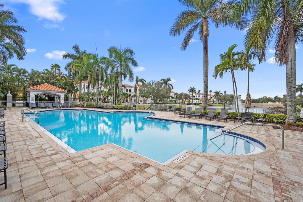 11031 Legacy Boulevard - Photo 21