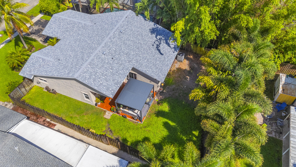 5318 Nw 93rd Avenue - Photo 2