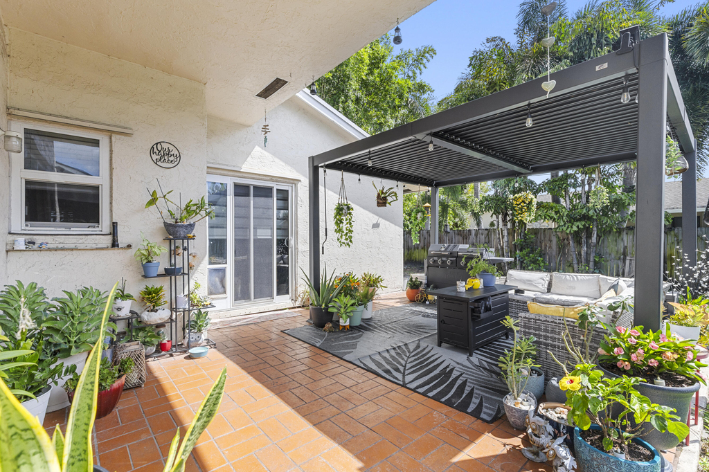 5318 Nw 93rd Avenue - Photo 26