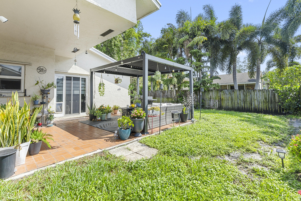 5318 Nw 93rd Avenue - Photo 17