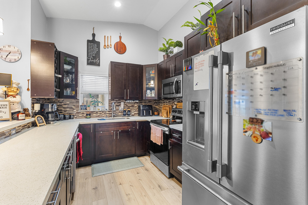 5318 Nw 93rd Avenue - Photo 10