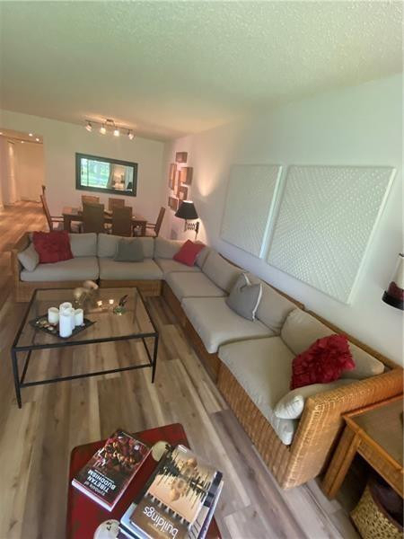 4280 Oaks Terrace - Photo 4