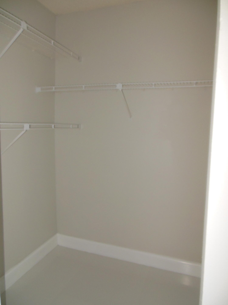 728 Executive Center Drive - Photo 5
