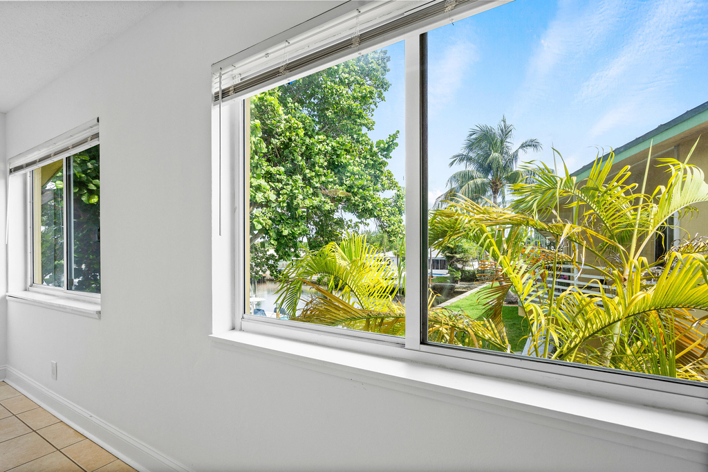 391 Se 19th Avenue - Photo 4