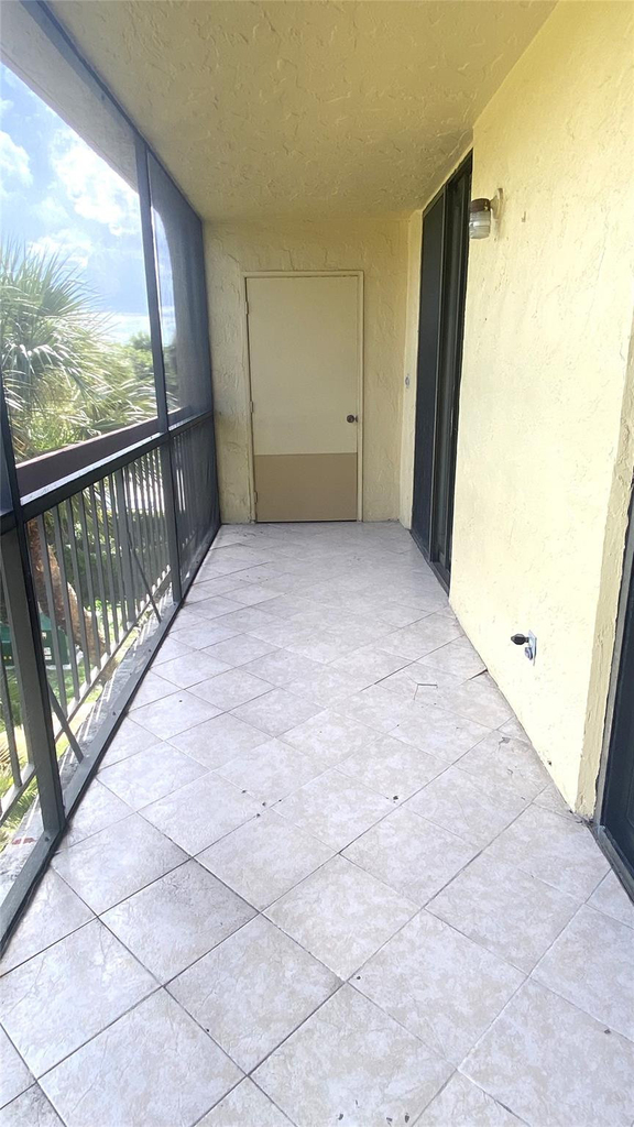 733 Se 1st Way - Photo 13