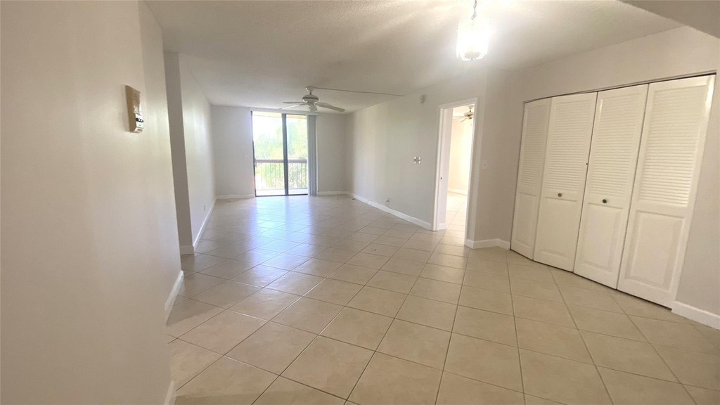 733 Se 1st Way - Photo 5