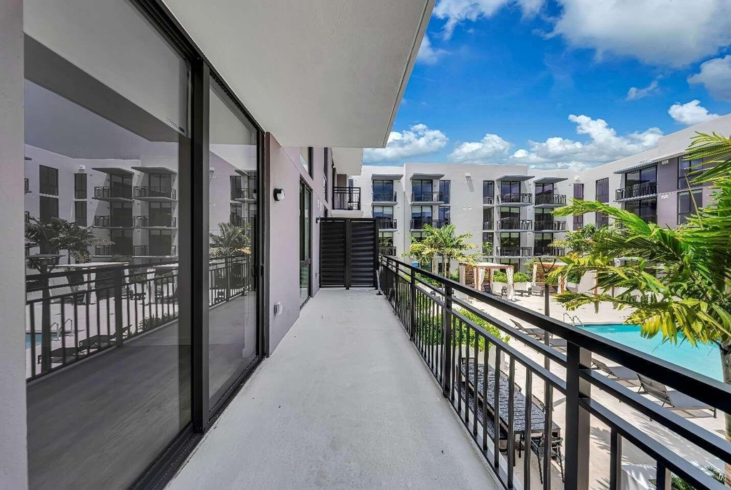 4301 Nw 7th Street - Photo 16