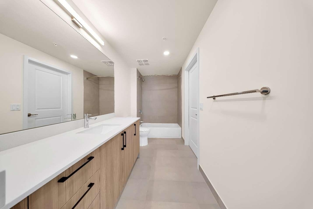 4301 Nw 7th Street - Photo 23