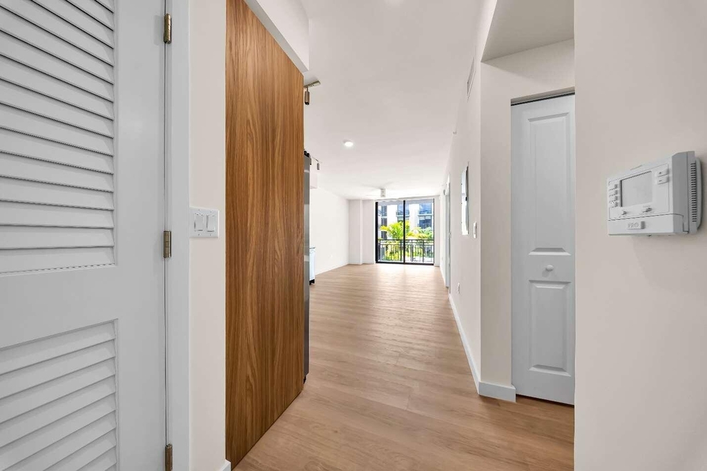 4301 Nw 7th Street - Photo 31