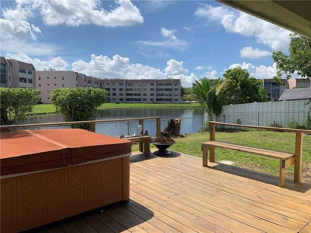 2850 Nw 105th Lane - Photo 0