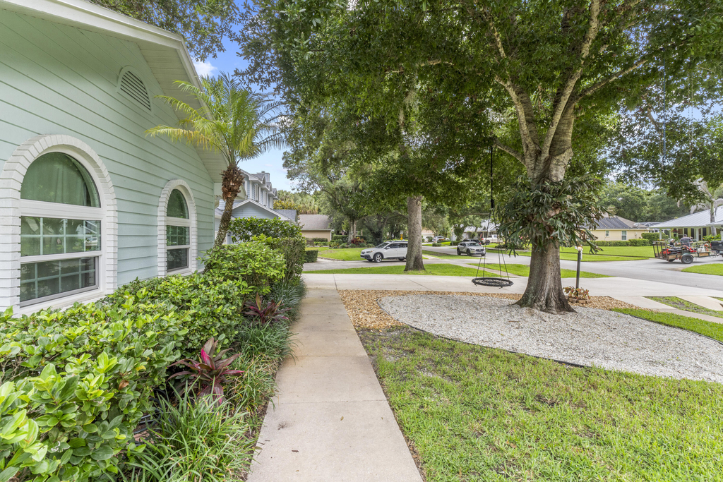 129 38th Court - Photo 3