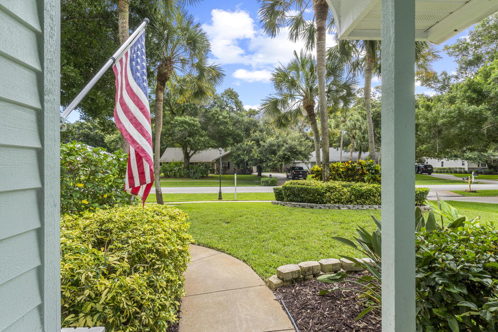 129 38th Court - Photo 4
