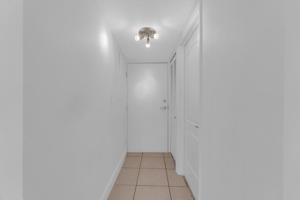 2100 Brickell Avenue - Photo 19