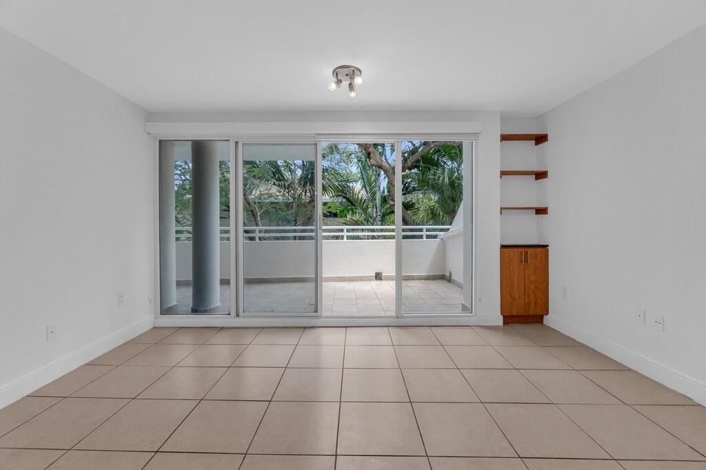 2100 Brickell Avenue - Photo 16
