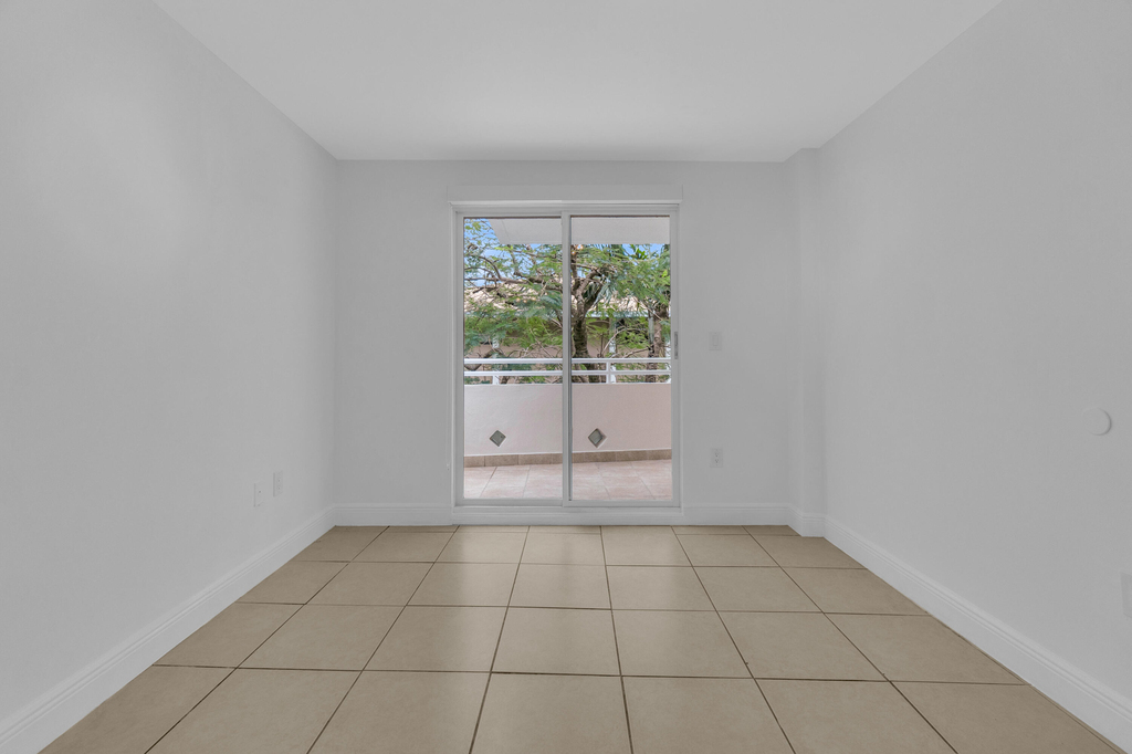2100 Brickell Avenue - Photo 8
