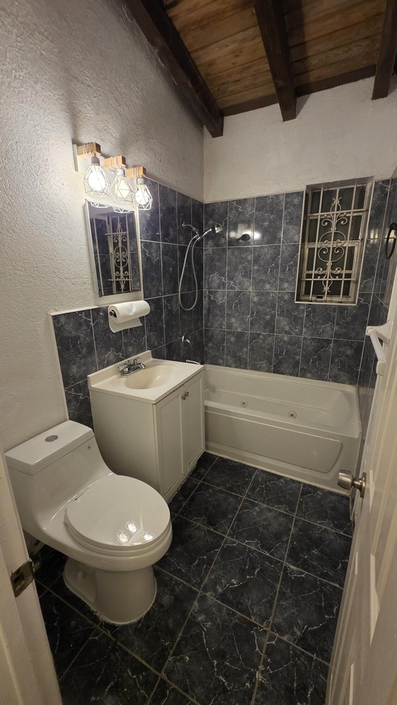 17961 Nw 5th Avenue - Photo 7