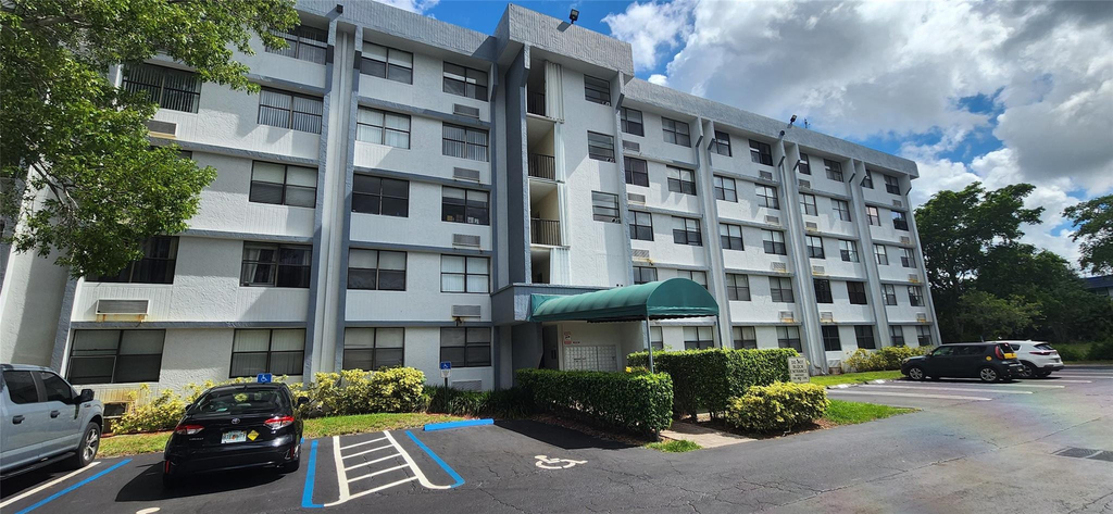 2501 Riverside Drive - Photo 15