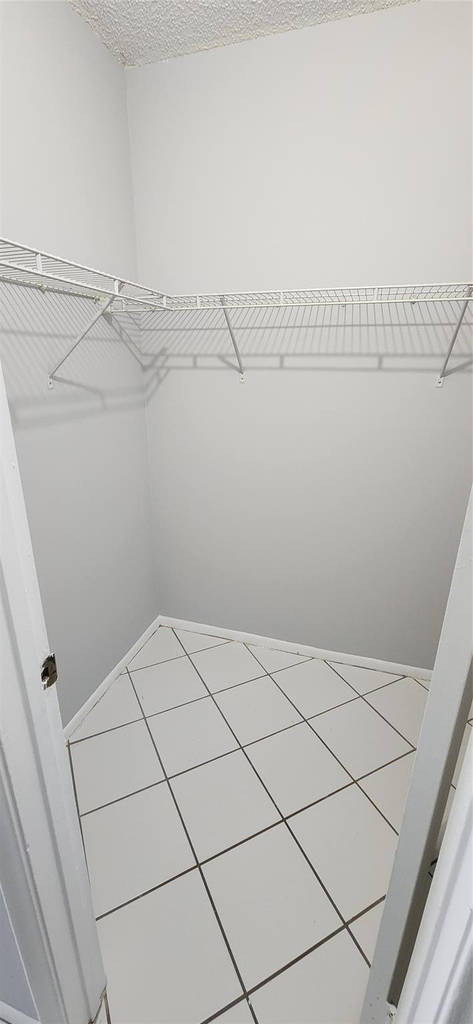 2501 Riverside Drive - Photo 7